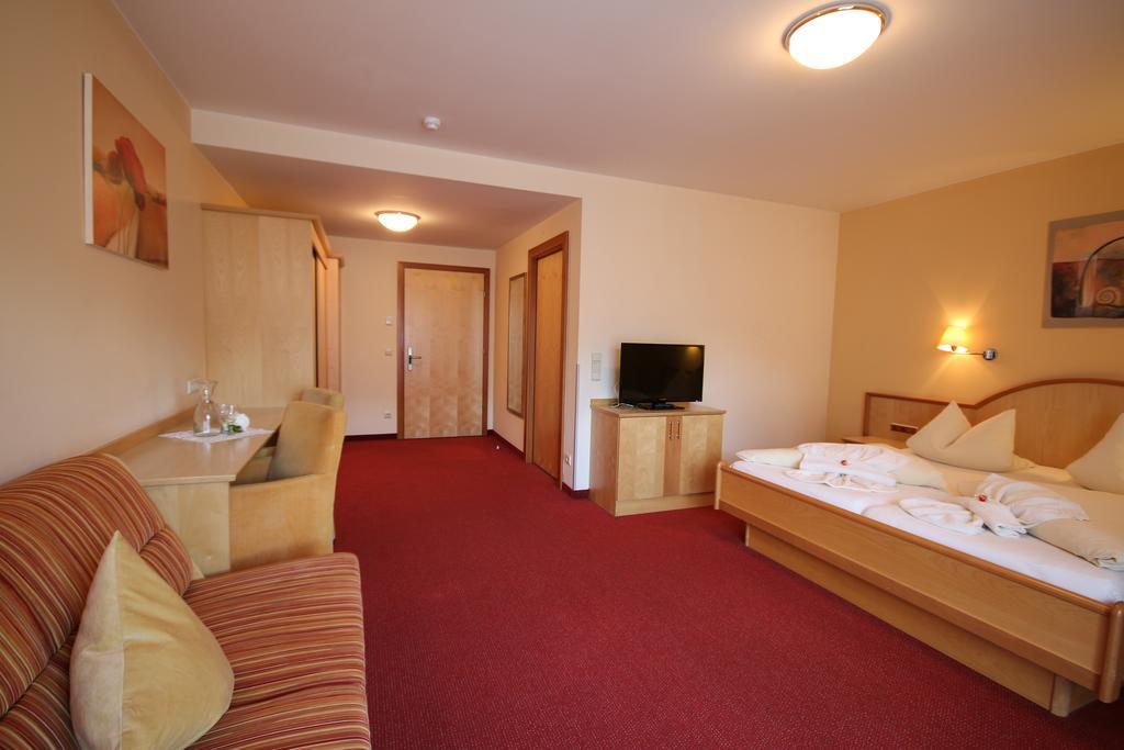 Hotel Gasthof Neuner Imst Εξωτερικό φωτογραφία