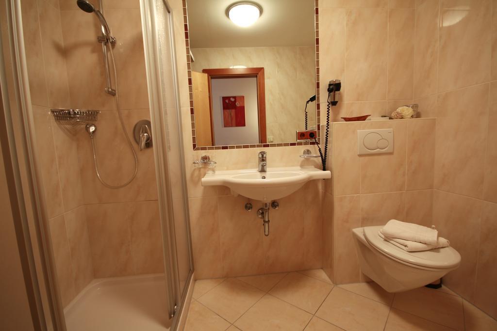 Hotel Gasthof Neuner Imst Εξωτερικό φωτογραφία